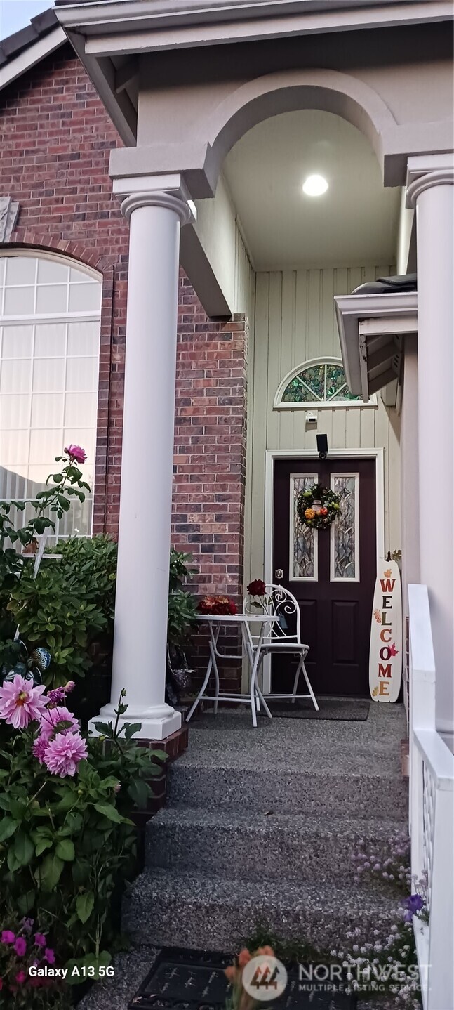 8221 53rd Avenue W F55