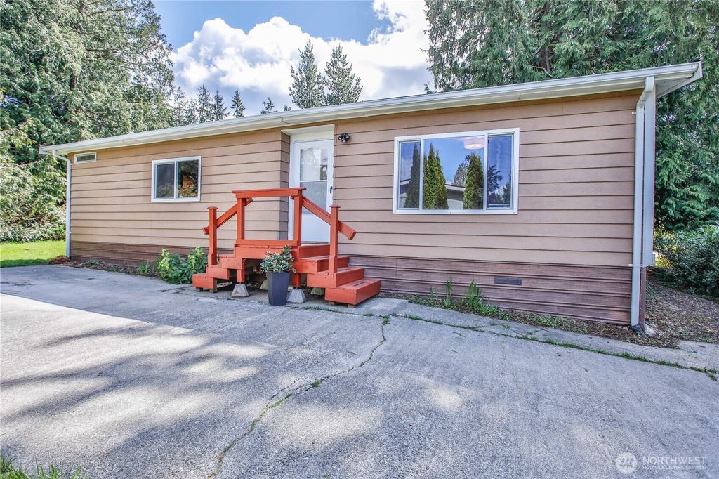 Photo of 3239 Mardell Drive, Langley, WA 98260 (MLS # 2509507)