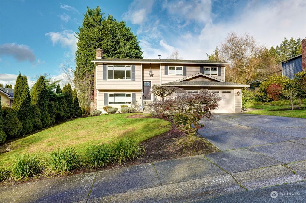 Photo of 14610 NE 179th Street, Woodinville, WA 98072 (MLS # 2192320)