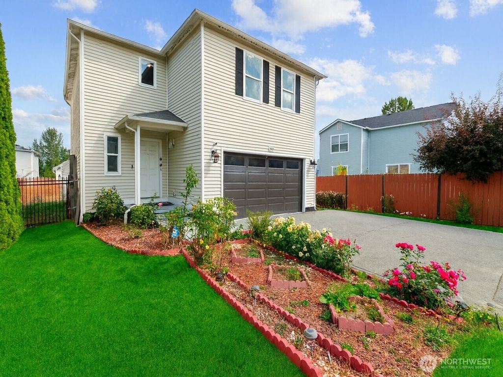 Photo of 29643 126th Avenue SE, Auburn, WA 98092 (MLS # 2432622)