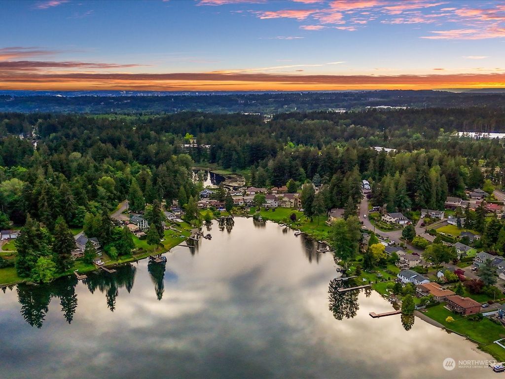 Photo of 4363 S 347th St, Auburn, WA 98001 (MLS # 2241949)