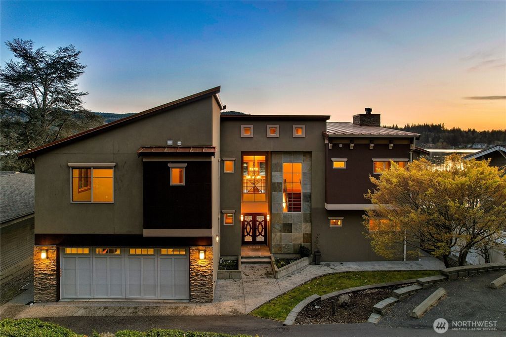 Photo of 2076 Dellesta Drive, Bellingham, WA 98226 (MLS # 2502339)