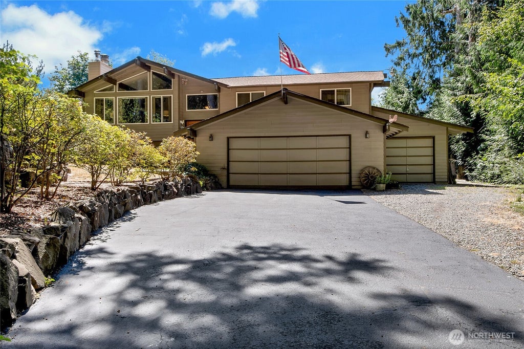 Photo of 17404 51st Street Ct E, Lake Tapps, WA 98391 (MLS # 2558574)
