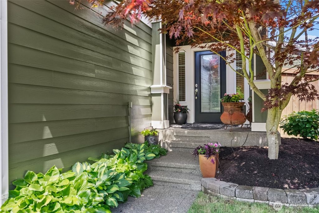 Photo of 22412 SE 283rd Street, Maple Valley, WA 98038 (MLS # 2387632)