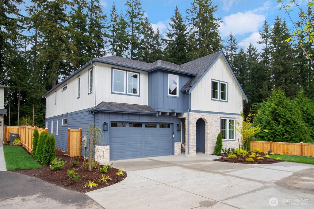 Photo of 12812 NE 65th Lane, Kirkland, WA 98033 (MLS # 2476075)