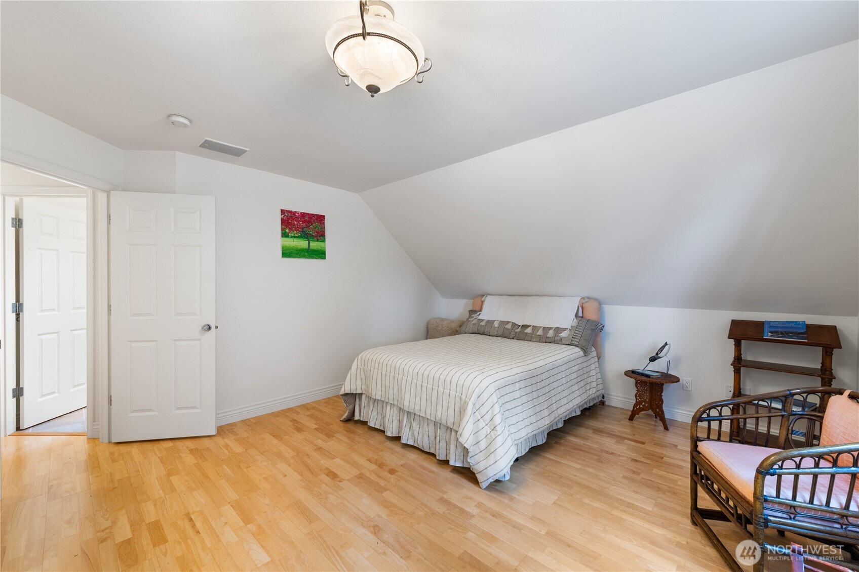 Oak Harbor, Washington, 98277, United States, 2 Bedrooms Bedrooms, ,2 BathroomsBathrooms,Residential,Active,2014944