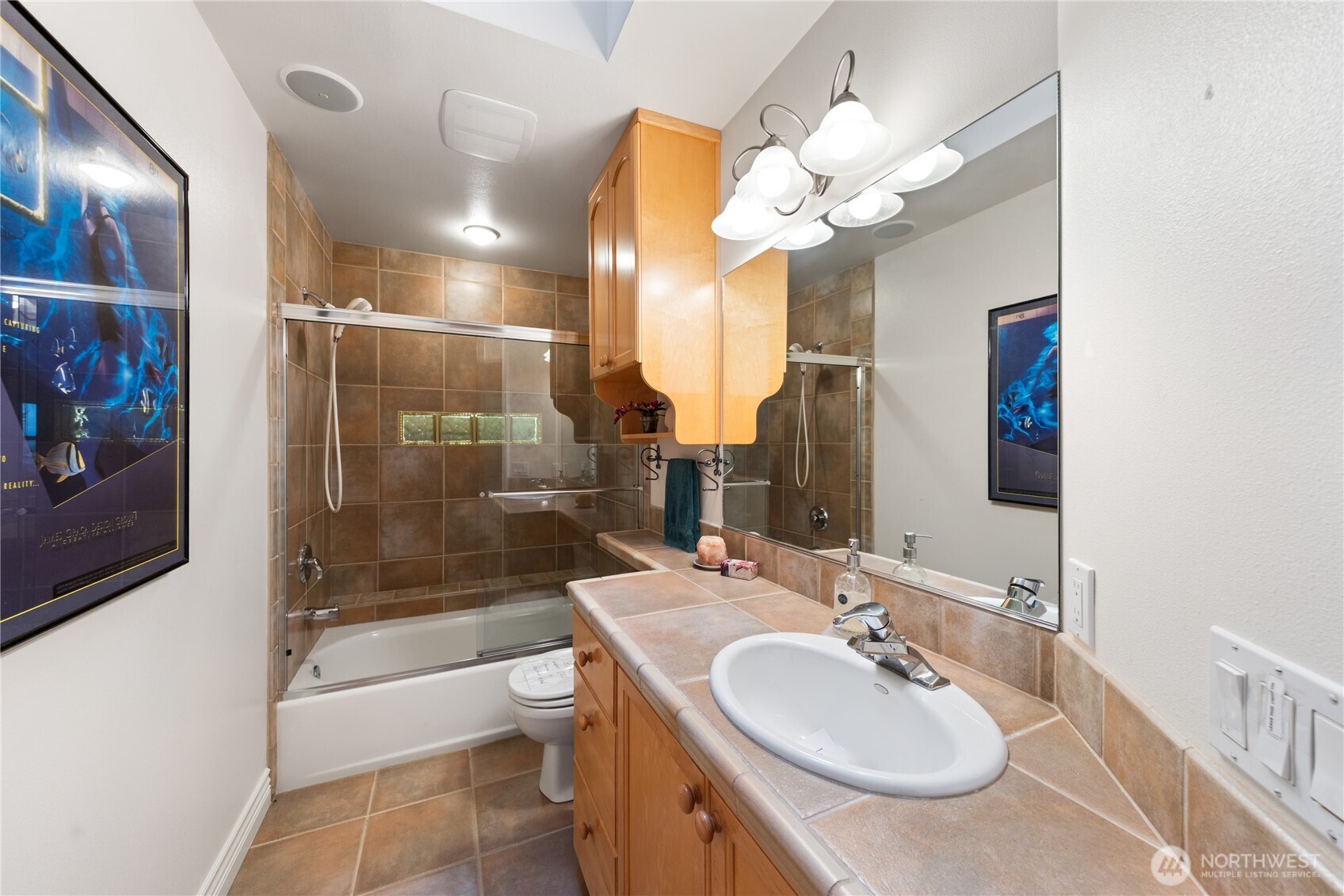 Oak Harbor, Washington, 98277, United States, 2 Bedrooms Bedrooms, ,2 BathroomsBathrooms,Residential,Active,2014944