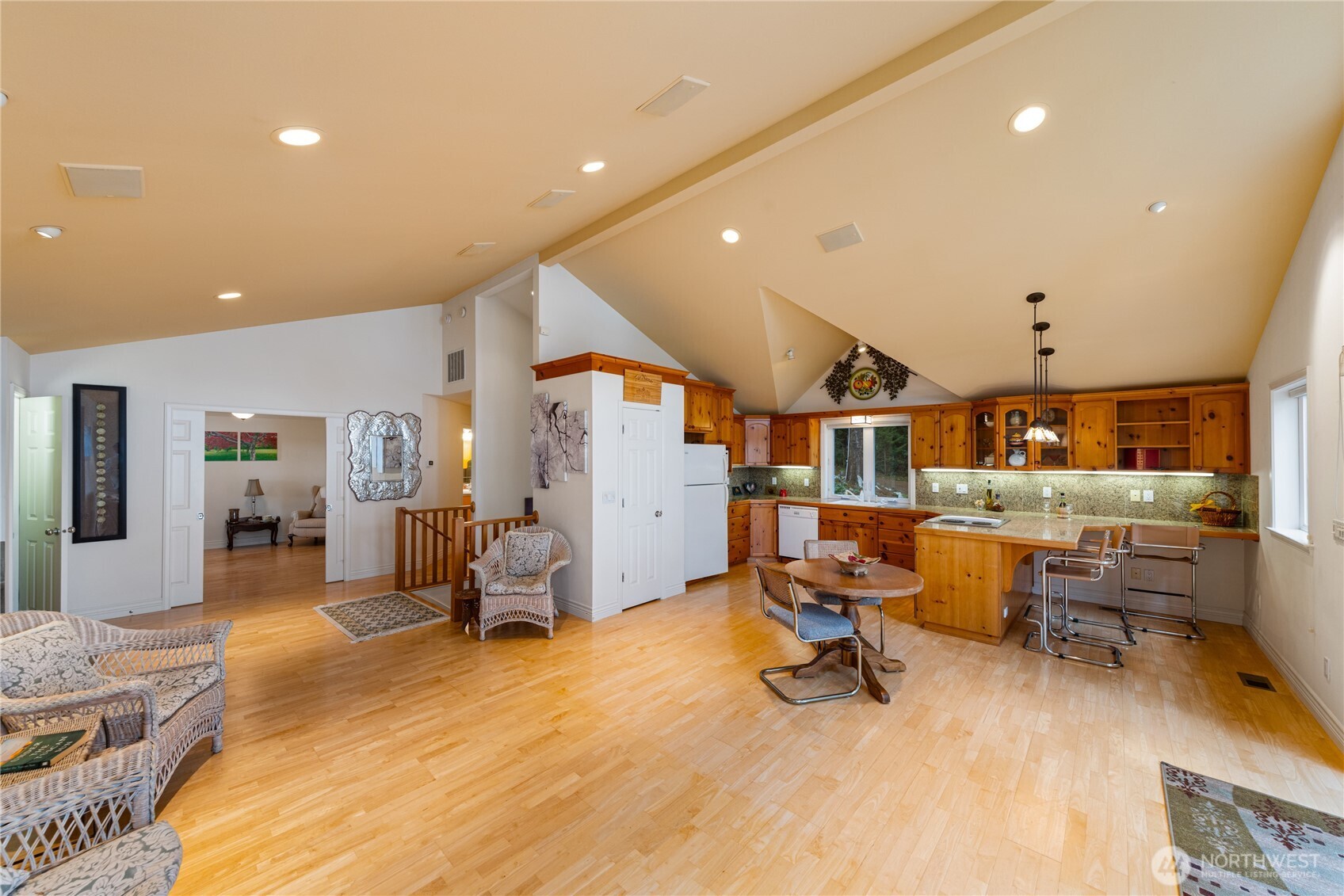 Oak Harbor, Washington, 98277, United States, 2 Bedrooms Bedrooms, ,2 BathroomsBathrooms,Residential,Active,2014944