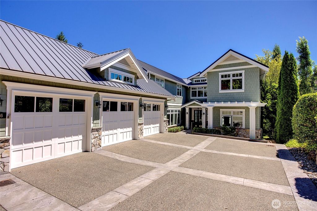 Photo of 8066 Avalon Place, Mercer Island, WA 98040 (MLS # 2406847)