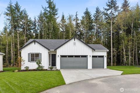 Photo of 230 Mt. Wilder Way #47, Port Ludlow, WA 98365 (MLS # 2571637)