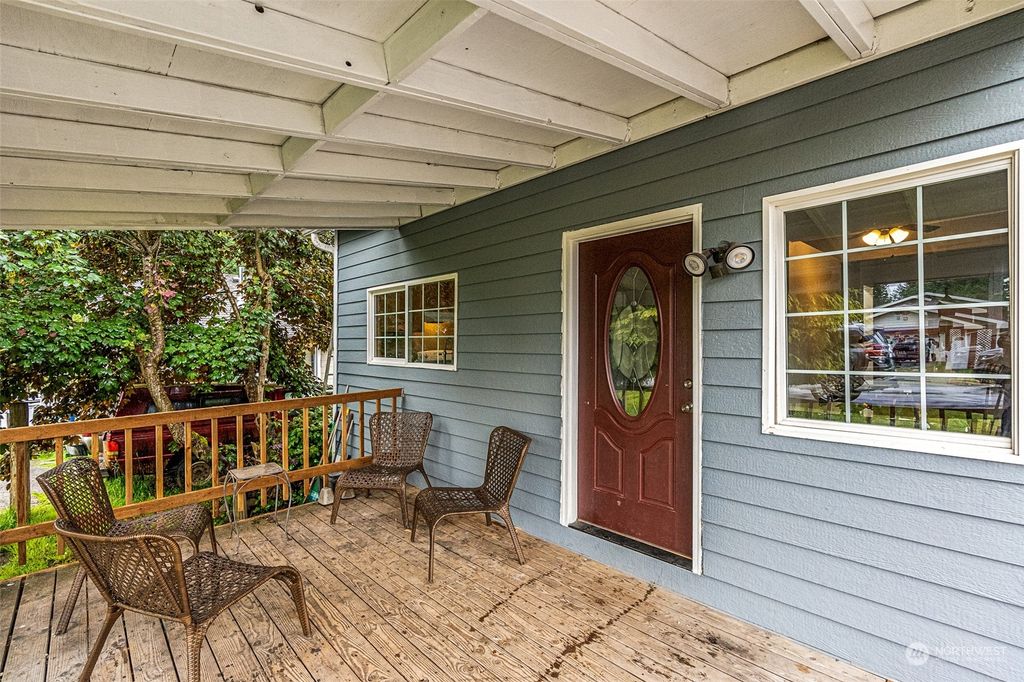 Photo of 1120 Montague Avenue, Darrington, WA 98241 (MLS # 2070418)