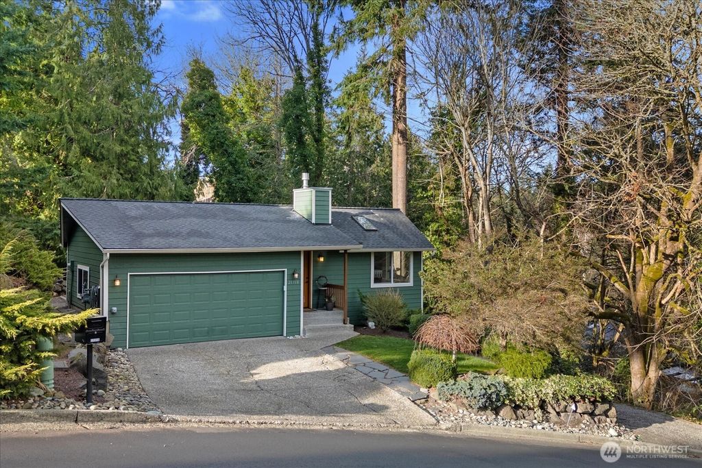 Photo of 21318 Pioneer Way, Edmonds, WA 98026 (MLS # 2471246)