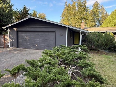 Photo of 905 174th Street S, Spanaway, WA 98387 (MLS # 2594542)