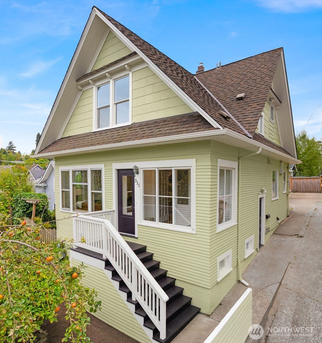 Photo of 311 W Smith Street, Seattle, WA 98119 (MLS # 2420976)