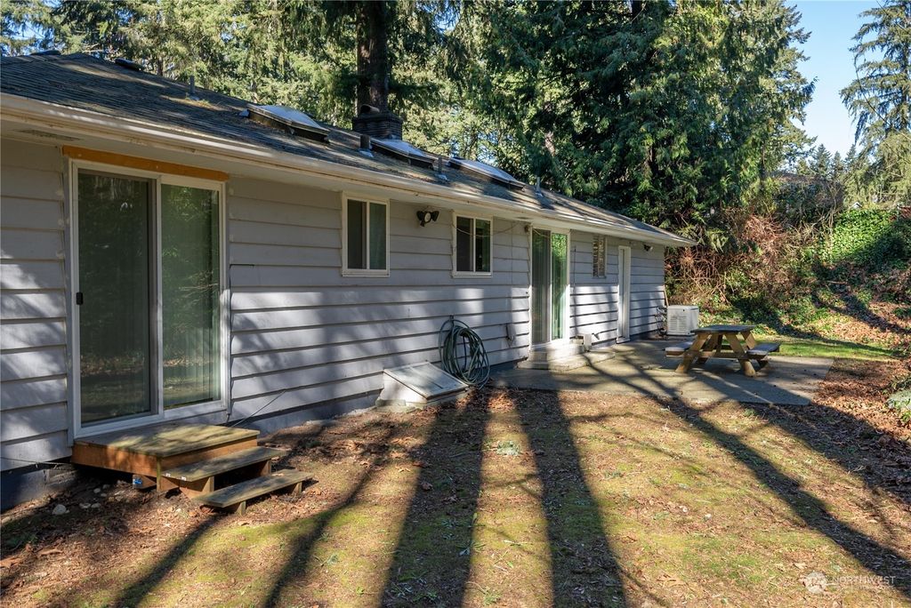Photo of 35444 34th Avenue S, Auburn, WA 98001 (MLS # 2039998)