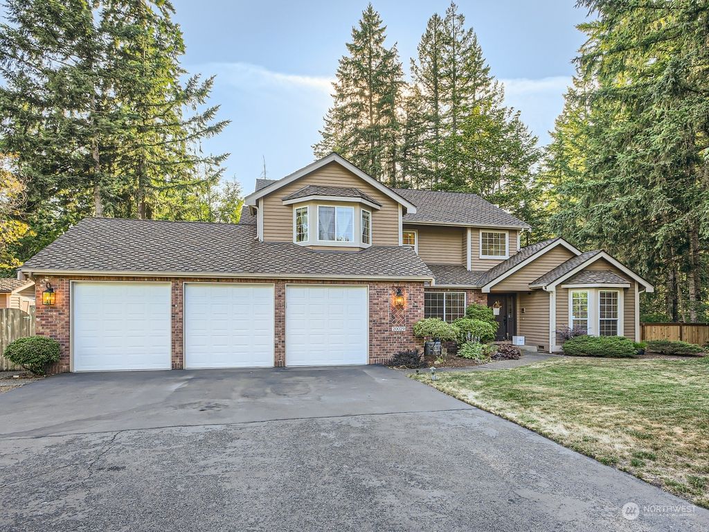 Photo of 20029 SE 302nd Court, Kent, WA 98042 (MLS # 2137627)