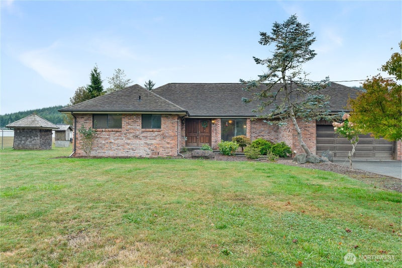 989 Stanford Drive