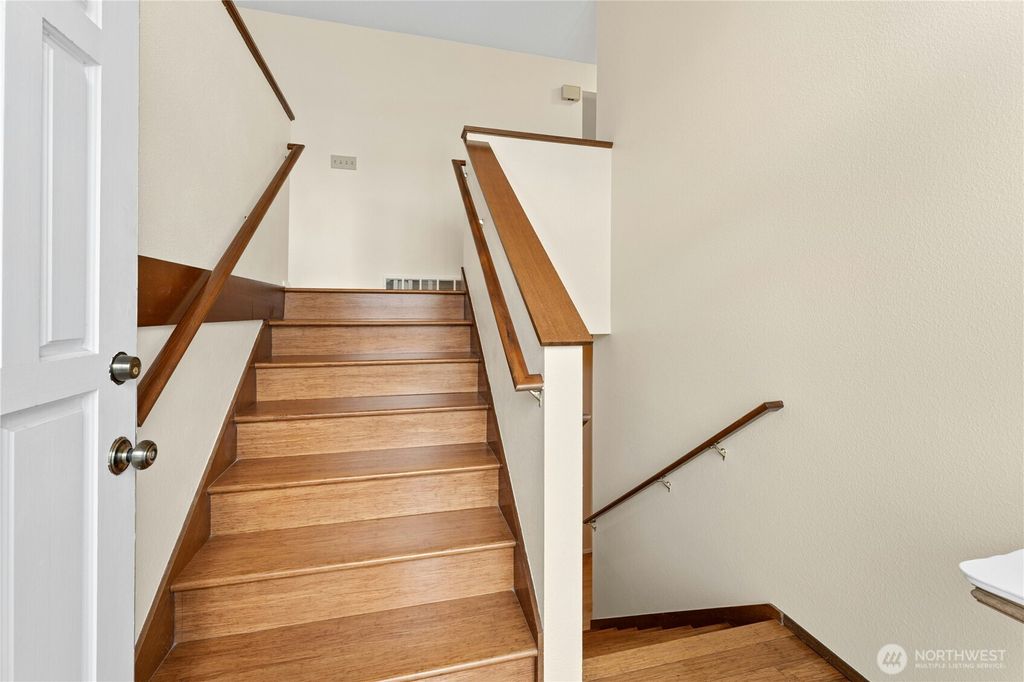 Photo of 4220 192nd Street SW, Lynnwood, WA 98036 (MLS # 2509687)