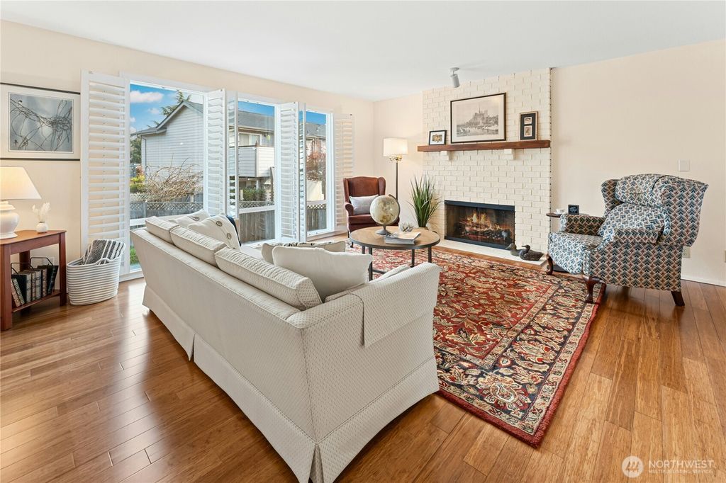 Photo of 4220 192nd Street SW, Lynnwood, WA 98036 (MLS # 2509687)