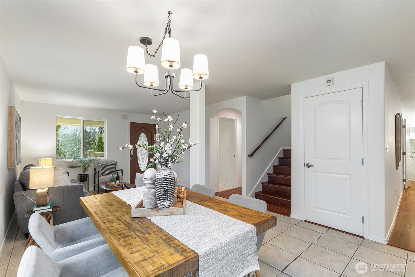 6107 S Fountain Street