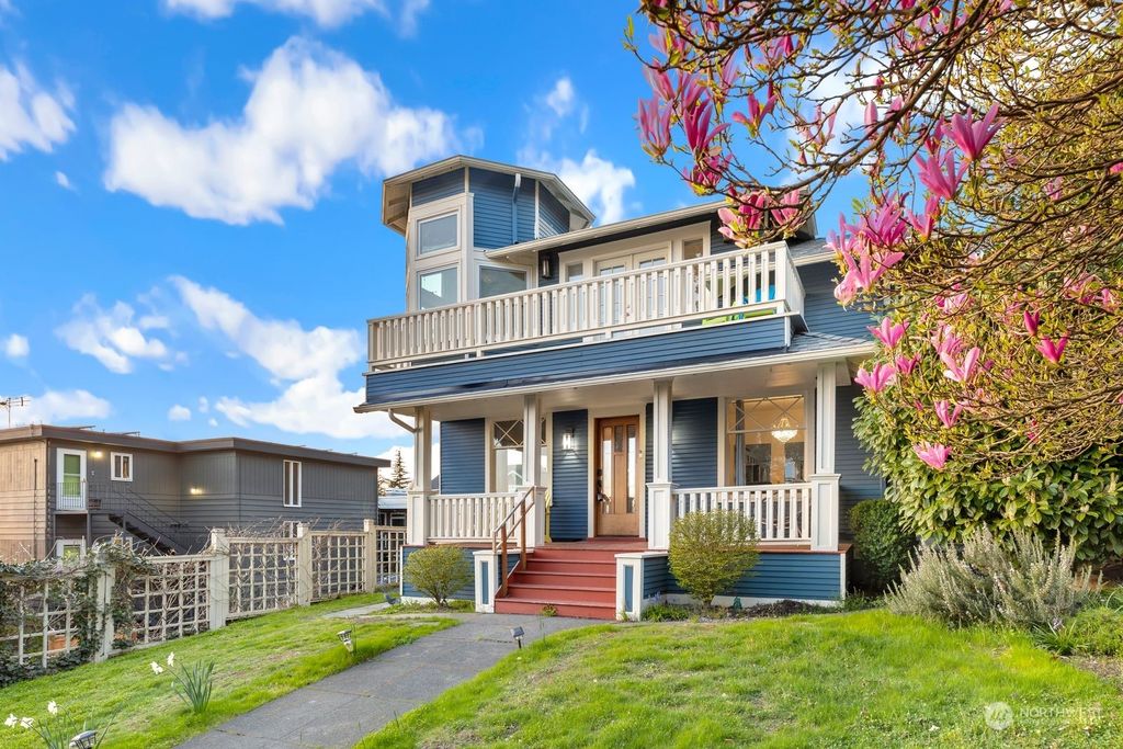 Photo of 810 W Highland Drive, Seattle, WA 98119 (MLS # 2216463)