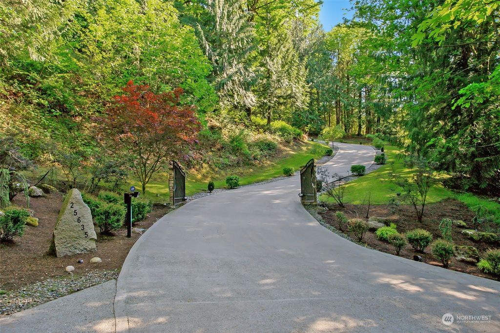 Photo of 25635 SE Old Black Nugget Road, Issaquah, WA 98029 (MLS # 2161091)