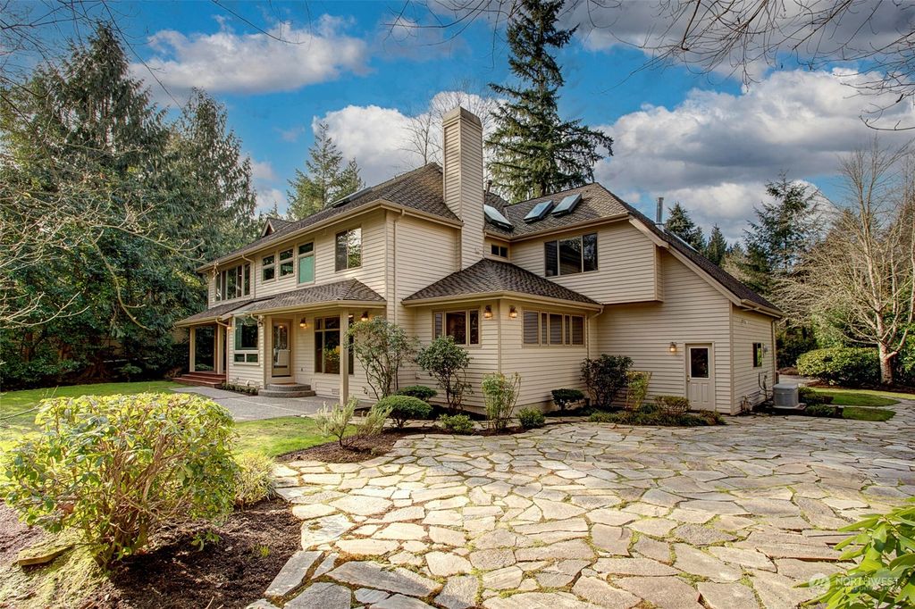 Photo of 12208 202nd Avenue NE, Woodinville, WA 98077 (MLS # 2026648)