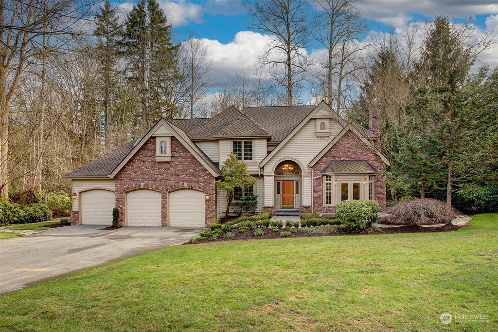 Photo of 12208 202nd Avenue NE, Woodinville, WA 98077 (MLS # 2026648)