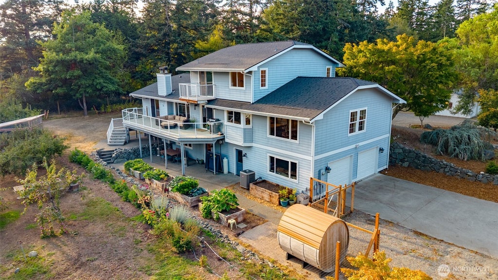 Photo of 1407 Arnold Road, Oak Harbor, WA 98277 (MLS # 2575479)