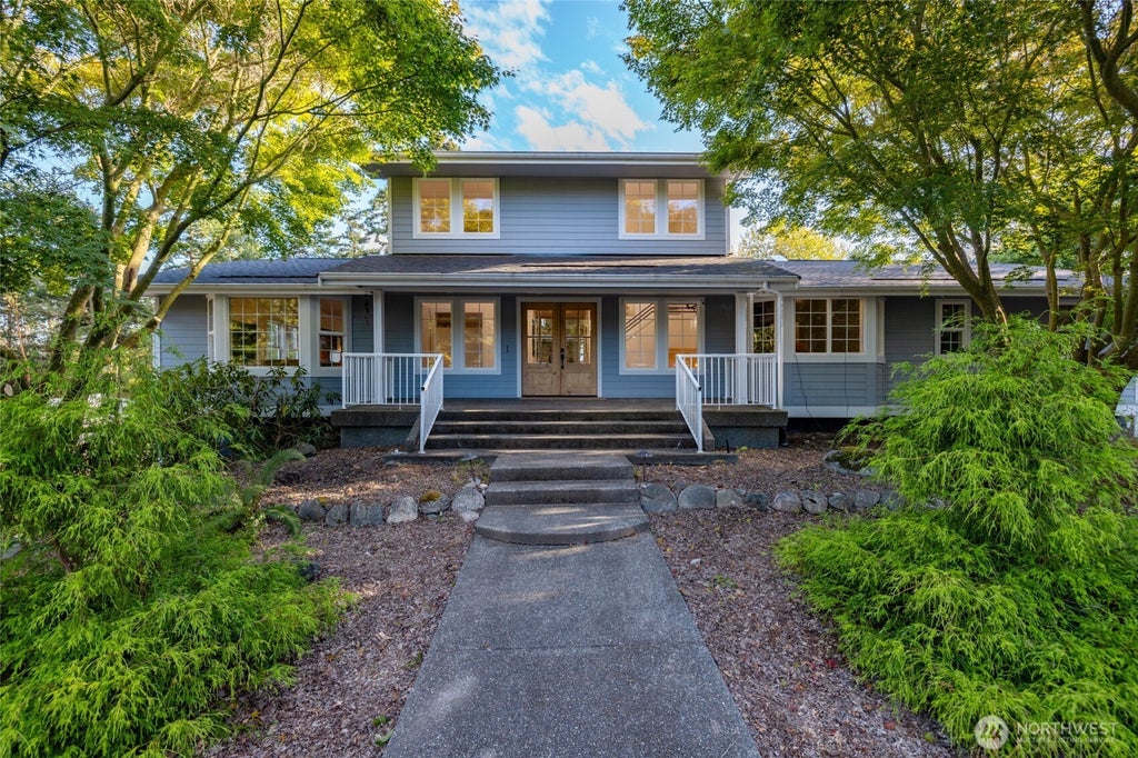 Photo of 1407 Arnold Road, Oak Harbor, WA 98277 (MLS # 2575479)