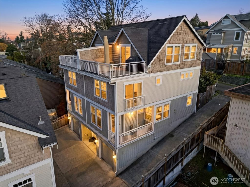 Photo of 3020 14th Avenue W #B, Seattle, WA 98119 (MLS # 2470913)