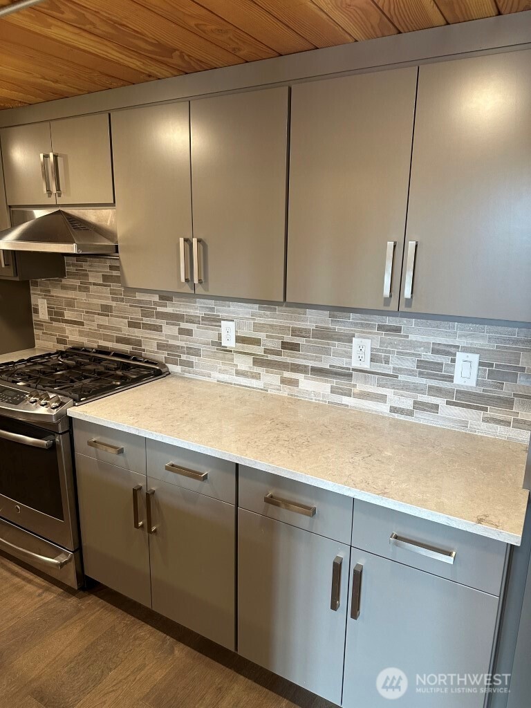 3298 NE 65th Street 103
