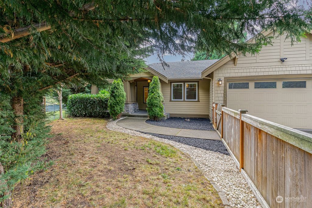 Photo of 25634 109th Avenue SE, Kent, WA 98030 (MLS # 2284937)