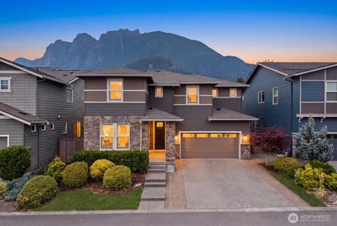 Photo of 356 Vaughan Boulevard NE, North Bend, WA 98045 (MLS # 2558740)