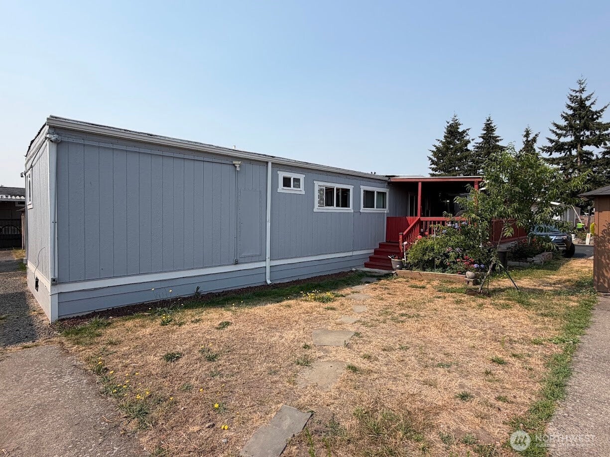 210 37th Street SE 105