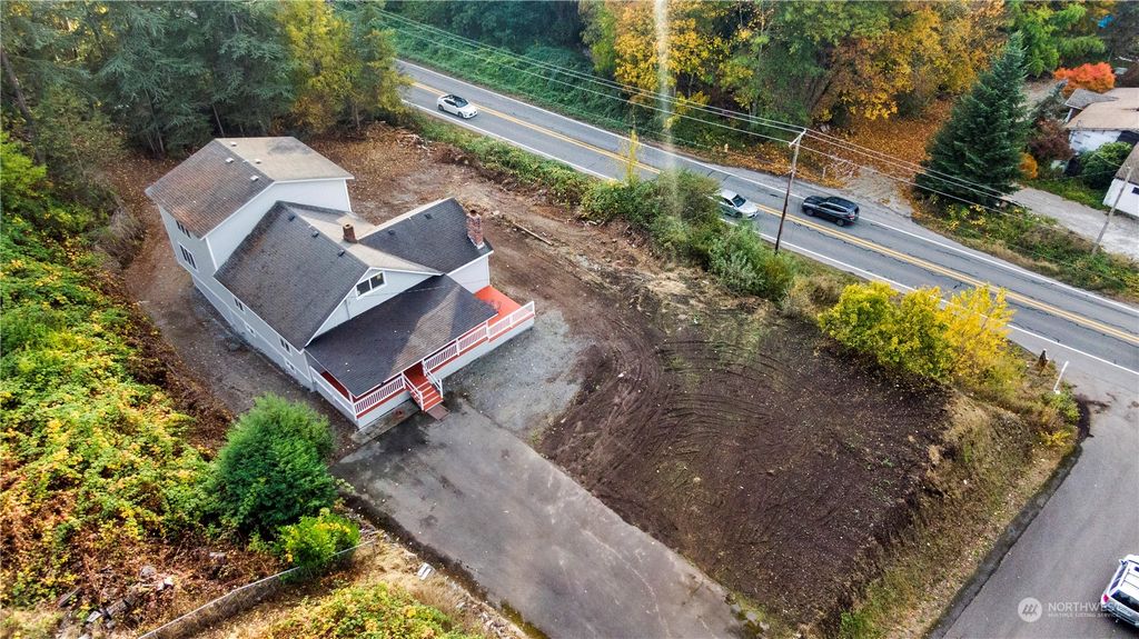 Photo of 13454 Woodinville Redmond Road NE, Redmond, WA 98052 (MLS # 2035023)