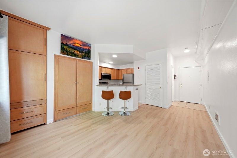 300 10th Avenue A110