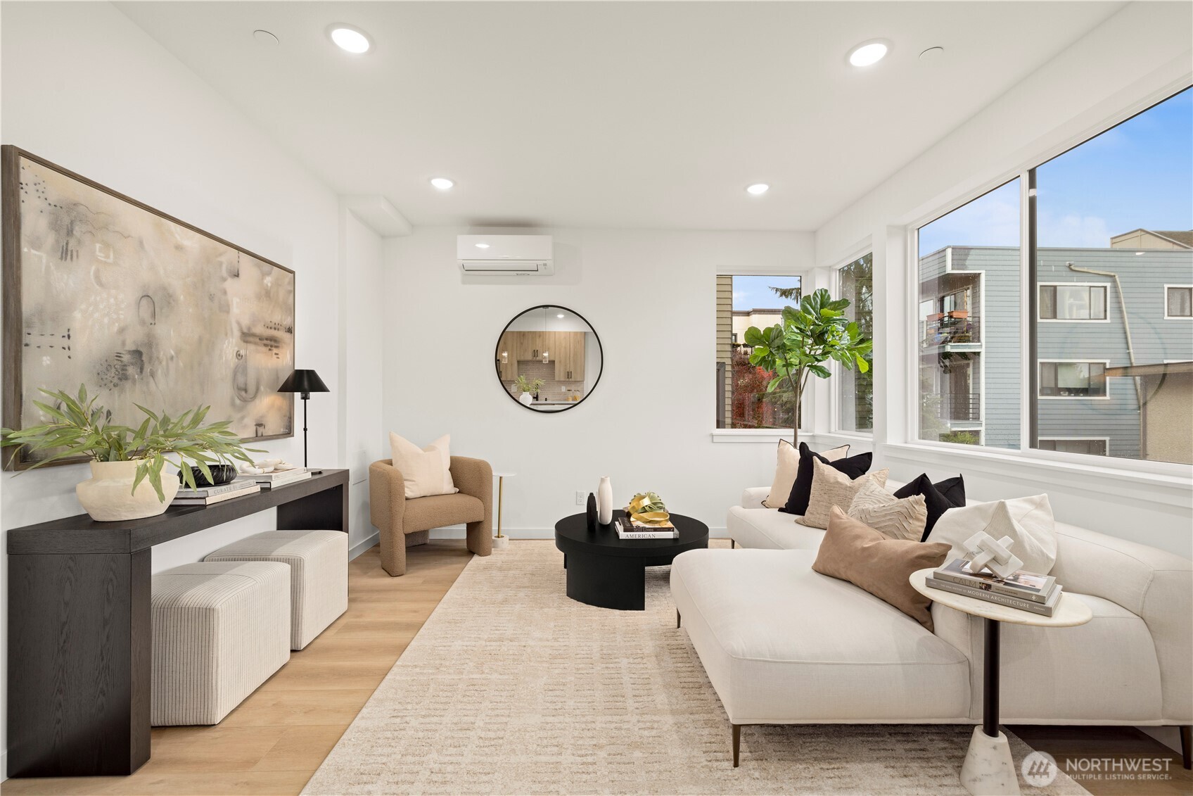 6538 Latona Avenue NE