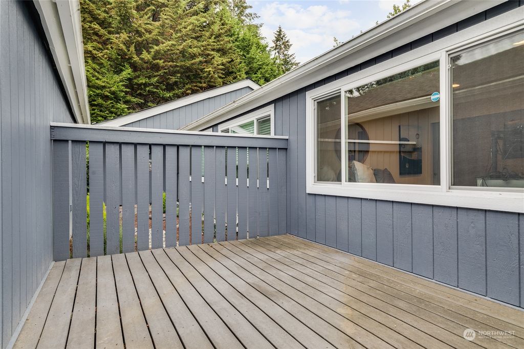 Photo of 3103 SW 319th Place, Federal Way, WA 98023 (MLS # 2287570)