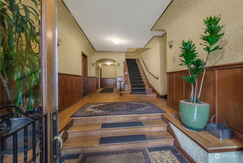 Photo of 2203 Yale Avenue E #202, Seattle, WA 98102 (MLS # 2219870)