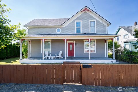 522 10th Street Hoquiam WA 98550
