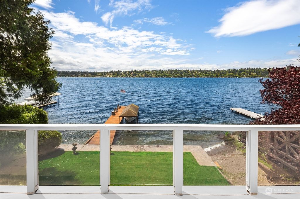 Photo of 13005 Holmes Point Drive NE, Kirkland, WA 98034 (MLS # 2246845)