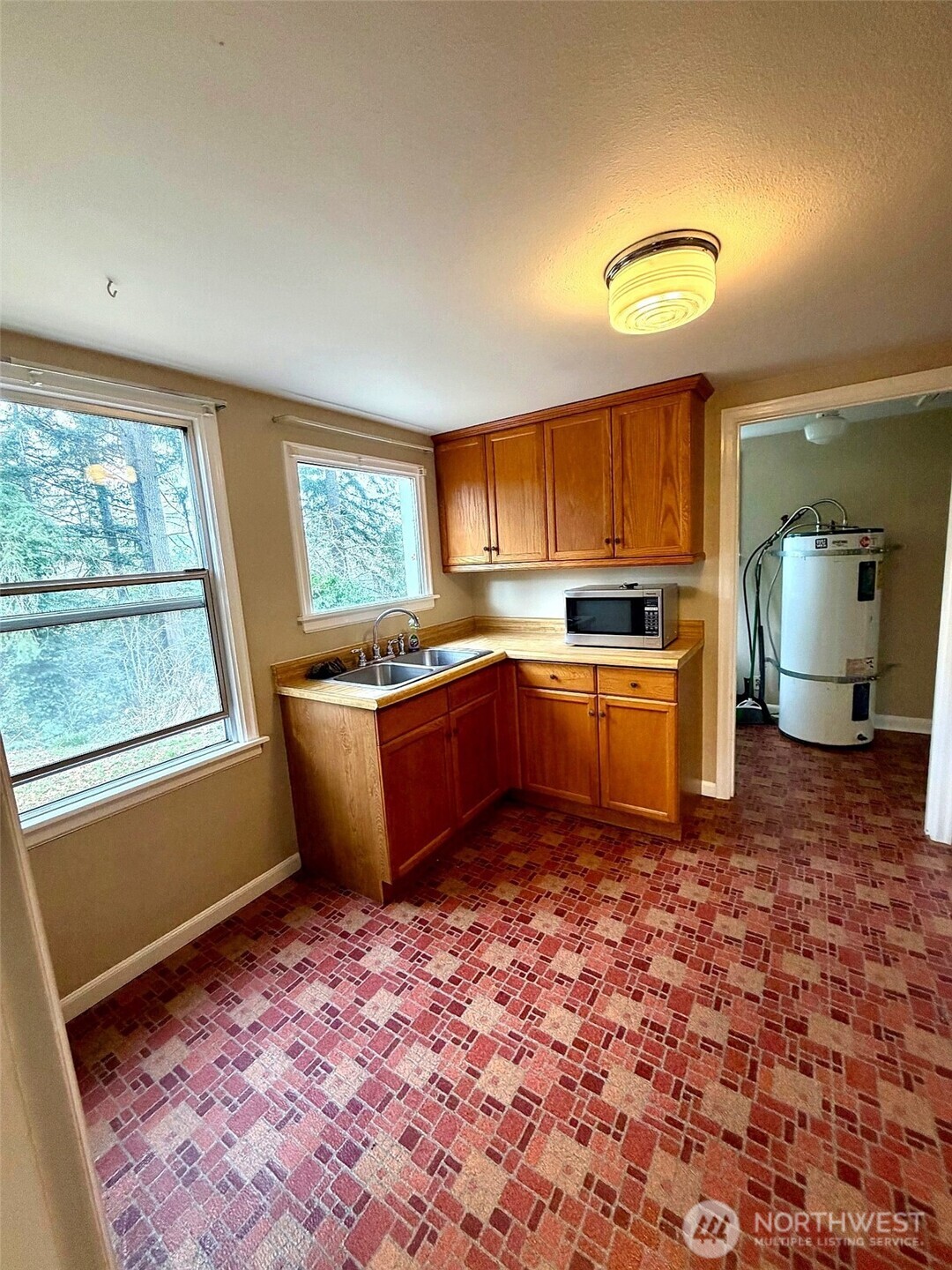 8727 Moreland Avenue SW