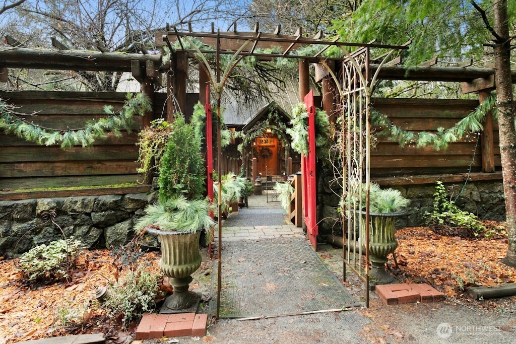 25629 NE Redmond Fall City Road