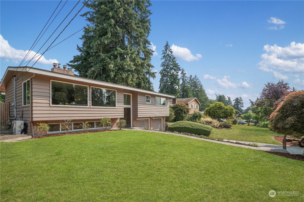 Photo of 16538 SE 30th Street, Bellevue, WA 98008 (MLS # 2275260)