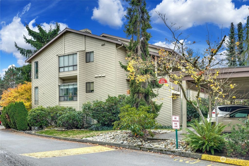 Photo of 15165 sunwood Boulevard #cc33, Tukwila, WA 98188 (MLS # 2012448)