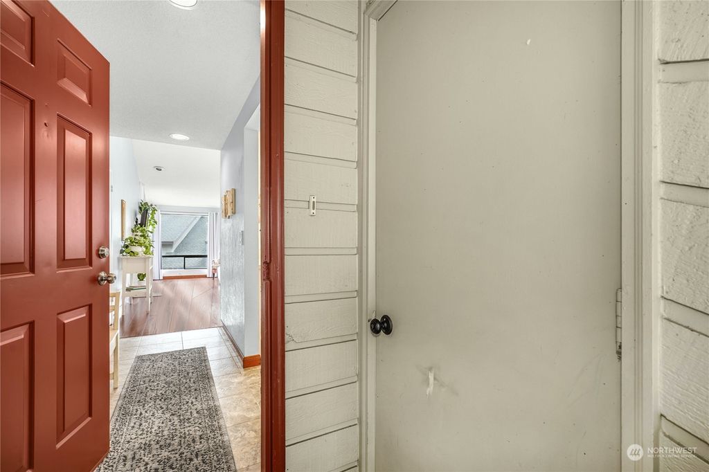 Photo of 15165 sunwood Boulevard #cc33, Tukwila, WA 98188 (MLS # 2012448)