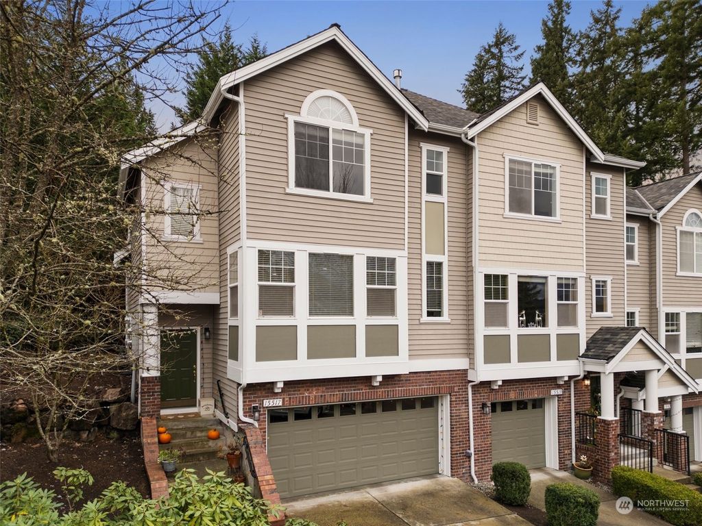Photo of 15517 133rd Place NE #12A, Woodinville, WA 98072 (MLS # 2319046)