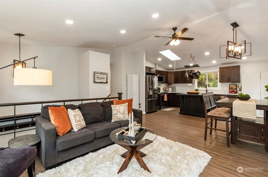 Photo of 1612 131st Drive NE, Lake Stevens, WA 98258 (MLS # 2178745)