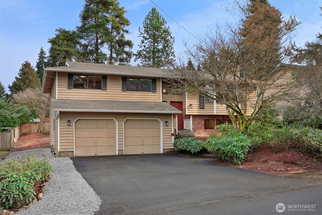 Photo of 19624 62nd Avenue NE, Kenmore, WA 98028 (MLS # 2476643)